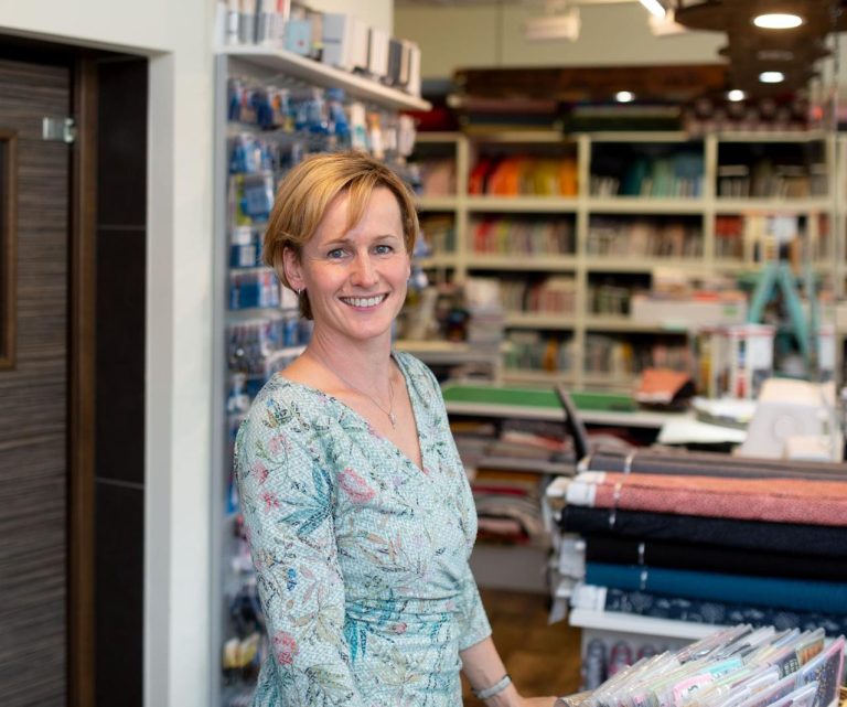 Andrea Sieber – Patchwork Handarbeit Annaberg-Buchholz Andrea Sieber im Stoffladen Patchwork Handarbeit in Annaberg-Buchholz